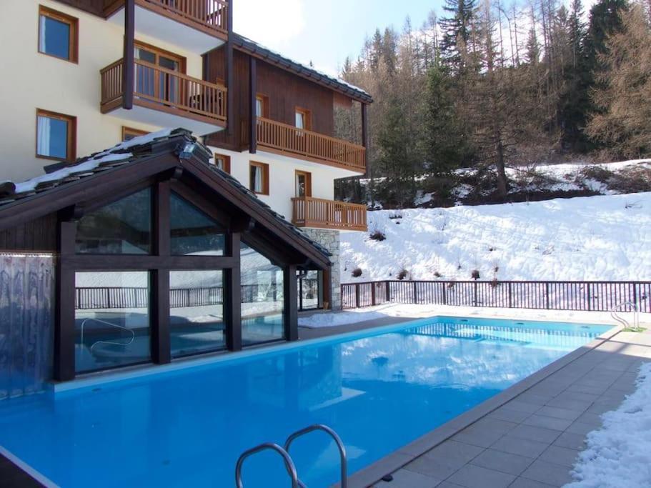 Residences De Luxe Les Alpages Val Cenis - 4 Pers Lanslebourg-Mont-Cenis Exterior foto